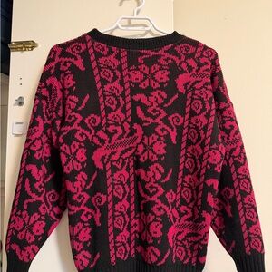 Black and Pink Patterned Women's Sweater